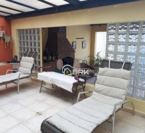 Imagem Sobrado com 3 Quartos à Venda, 286 m² em Vila Bertioga - São Paulo