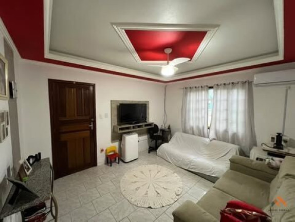 Imagem Casa com 3 Quartos à Venda, 69 m²