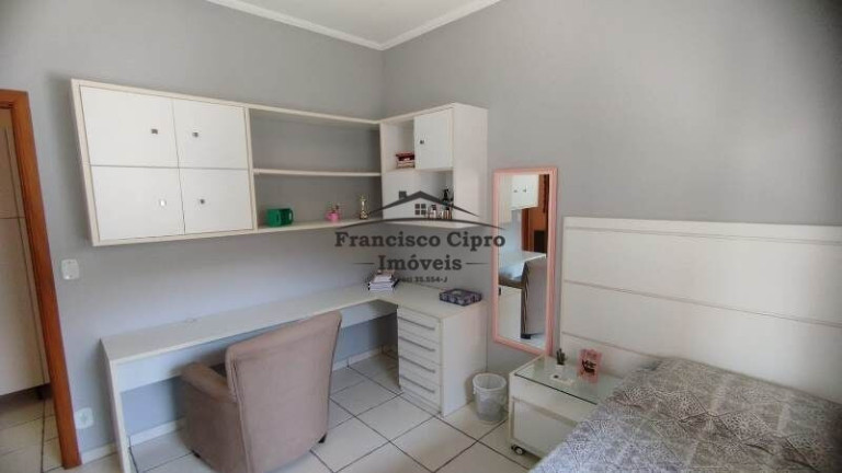 Imagem Casa com 3 Quartos à Venda, 283 m² em Jardim Bela Vista - Guaratinguetá Imagem Casa com 3 Quartos à Venda, 283 m² em Jardim Bela Vista - Guaratinguetá
