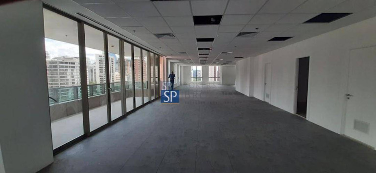 Imagem Sala Comercial à Venda ou Locação, 955 m² em Itaim Bibi - São Paulo Imagem Sala Comercial à Venda ou Locação, 955 m² em Itaim Bibi - São Paulo