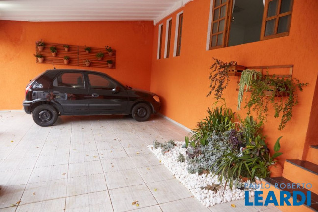 Imagem Casa com 2 Quartos à Venda, 180 m² em Campestre - Santo André Imagem Casa com 2 Quartos à Venda, 180 m² em Campestre - Santo André