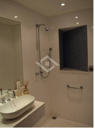 Imagem Apartamento com 7 Quartos à Venda, 350 m² em Copacabana - Rio De Janeiro Imagem Apartamento com 7 Quartos à Venda, 350 m² em Copacabana - Rio De Janeiro