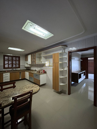 Imagem Casa com 3 Quartos à Venda, 200 m² em Barcelona - Serra Imagem Casa com 3 Quartos à Venda, 200 m² em Barcelona - Serra