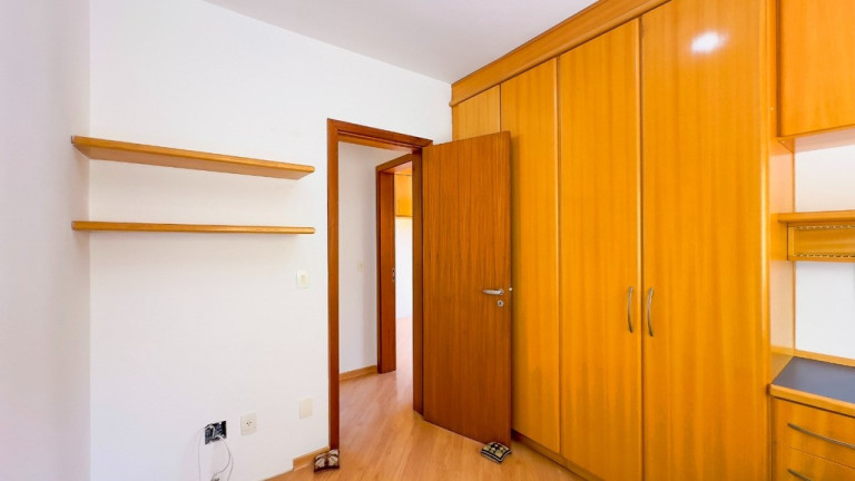 Imagem Imóvel com 3 Quartos à Venda, 117 m² em Higienópolis - Porto Alegre Imagem Imóvel com 3 Quartos à Venda, 117 m² em Higienópolis - Porto Alegre