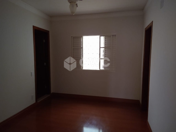Imagem Imóvel com 3 Quartos à Venda ou Locação, em Jardim Maria Izabel - Marília Imagem Imóvel com 3 Quartos à Venda ou Locação, em Jardim Maria Izabel - Marília