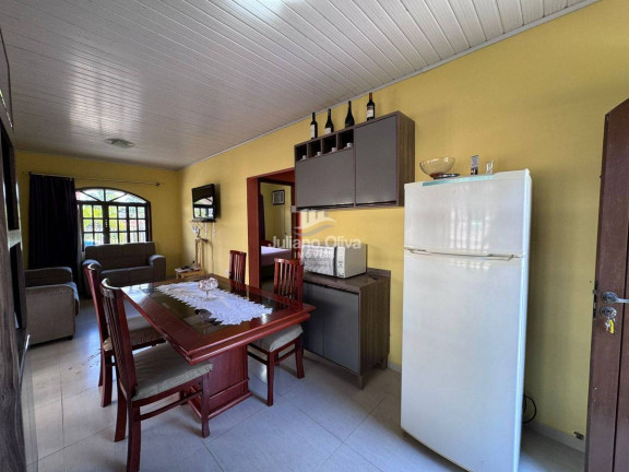 Imagem Casa com 2 Quartos à Venda, 60 m² em Barra Do Sai - Itapoá