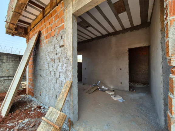 Imagem Casa com 3 Quartos à Venda, 230 m² em Vila Shalon - Foz Do Iguaçu