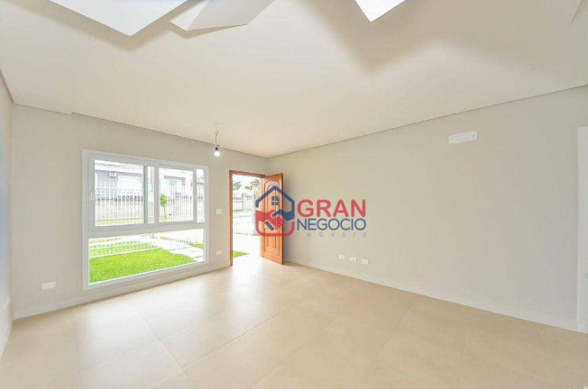 Imagem Sobrado com 3 Quartos à Venda, 121 m² em Xaxim - Curitiba Imagem Sobrado com 3 Quartos à Venda, 121 m² em Xaxim - Curitiba