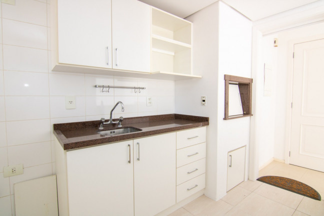 Imagem Imóvel com 2 Quartos à Venda, 71 m² em Higienópolis - Porto Alegre Imagem Imóvel com 2 Quartos à Venda, 71 m² em Higienópolis - Porto Alegre