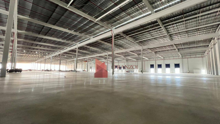 Imagem Galpão para Alugar, 50.000 m² em Espinheiros - Itajaí Imagem Galpão para Alugar, 50.000 m² em Espinheiros - Itajaí