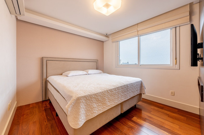 Imagem Apartamento com 3 Quartos à Venda, 112 m² em Petrópolis - Porto Alegre Imagem Apartamento com 3 Quartos à Venda, 112 m² em Petrópolis - Porto Alegre