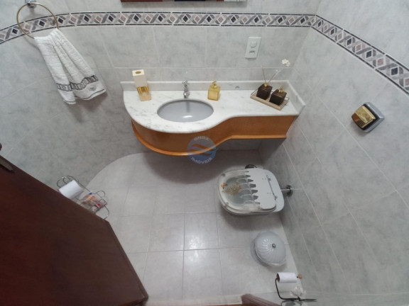 Imagem Apartamento com 3 Quartos à Venda, 138 m² em Embaré - Santos
