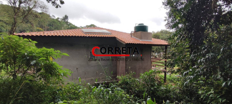 Imagem Casa com 3 Quartos à Venda, 1.015 m² em Ibiúna Imagem Casa com 3 Quartos à Venda, 1.015 m² em Ibiúna