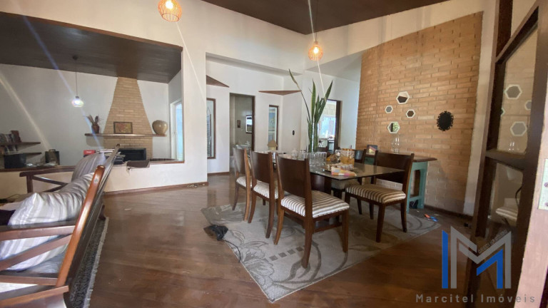 Imagem Casa com 4 Quartos à Venda, 963 m² em Chácara De La Rocca - Carapicuíba