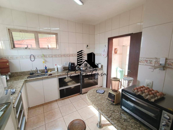 Imagem Casa com 4 Quartos à Venda, 280 m² em Jardim Riacho Das Pedras - Contagem Imagem Casa com 4 Quartos à Venda, 280 m² em Jardim Riacho Das Pedras - Contagem