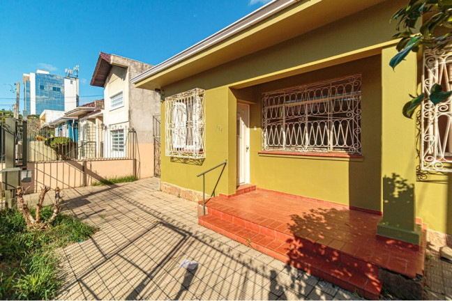 Imagem Casa com 3 Quartos à Venda, 164 m² em São João - Porto Alegre Imagem Casa com 3 Quartos à Venda, 164 m² em São João - Porto Alegre
