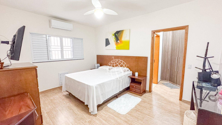 Imagem Casa com 5 Quartos à Venda, 320 m² em Jardim Dos Pinheiros - Atibaia Imagem Casa com 5 Quartos à Venda, 320 m² em Jardim Dos Pinheiros - Atibaia