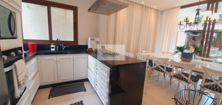 Imagem Casa com 5 Quartos à Venda, 240 m² em Maresias - São Sebastião Imagem Casa com 5 Quartos à Venda, 240 m² em Maresias - São Sebastião