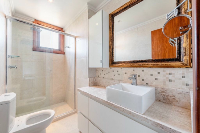 Imagem Apartamento com 2 Quartos à Venda, 120 m² em Petrópolis - Porto Alegre Imagem Apartamento com 2 Quartos à Venda, 120 m² em Petrópolis - Porto Alegre