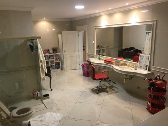 Imagem Casa com 8 Quartos à Venda, 1.718 m² em Alphaville - Santana De Parnaíba Imagem Casa com 8 Quartos à Venda, 1.718 m² em Alphaville - Santana De Parnaíba