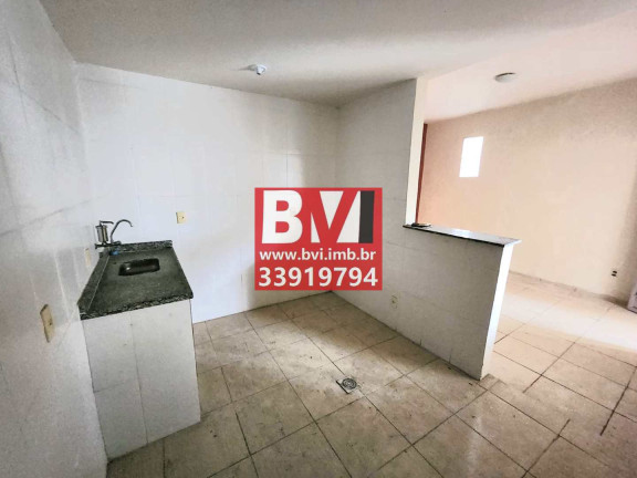 Imagem Casa com 2 Quartos à Venda, 50 m² em Olaria - Rio De Janeiro