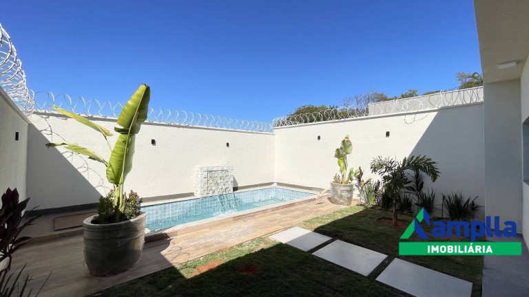 Imagem Casa com 3 Quartos à Venda, 400 m² em Das Indústrias - Senador Canedo Imagem Casa com 3 Quartos à Venda, 400 m² em Das Indústrias - Senador Canedo