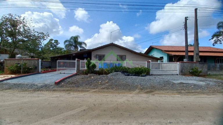 Imagem Casa com 2 Quartos à Venda, 130 m² em Costeira - Balneário Barra Do Sul Imagem Casa com 2 Quartos à Venda, 130 m² em Costeira - Balneário Barra Do Sul