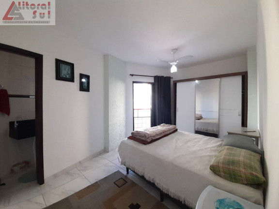 Imagem Apartamento com 2 Quartos à Venda, 76 m² em Ocian - Praia Grande