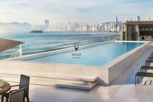 Imagem Loft com 4 Quartos à Venda,  em Centro - Balneário Camboriú