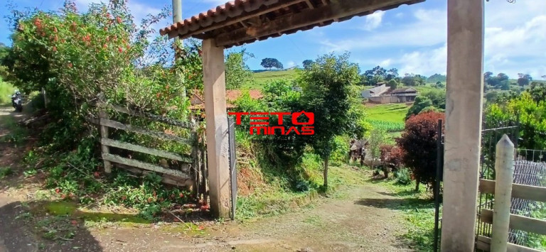 Imagem Imóvel com 3 Quartos à Venda, 80 m² em Zona Rural - Dom Viçoso