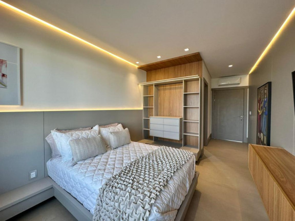 Imagem Sobrado com 6 Quartos à Venda, 538 m² em Centro - Xangri-la