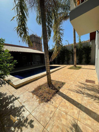 Imagem Sobrado com 3 Quartos à Venda, 270 m² em Carandá Bosque - Campo Grande Imagem Sobrado com 3 Quartos à Venda, 270 m² em Carandá Bosque - Campo Grande