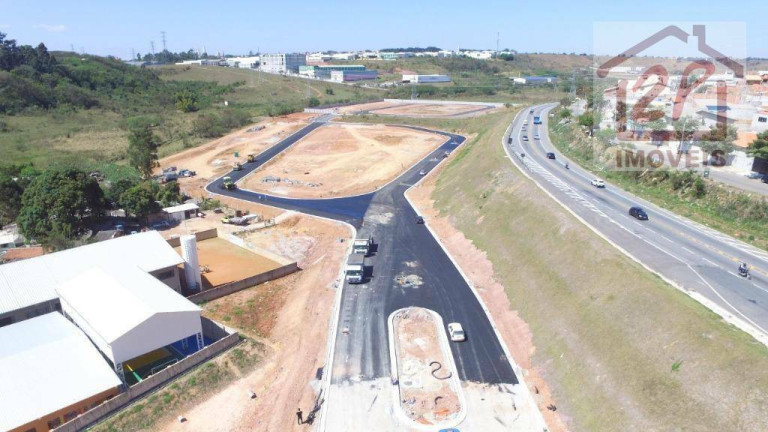 Imagem Terreno à Venda, 630 m² em Rio Comprido - Jacareí Imagem Terreno à Venda, 630 m² em Rio Comprido - Jacareí