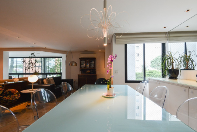 Imagem Apartamento com 4 Quartos à Venda, 172 m² em Moema - São Paulo Imagem Apartamento com 4 Quartos à Venda, 172 m² em Moema - São Paulo