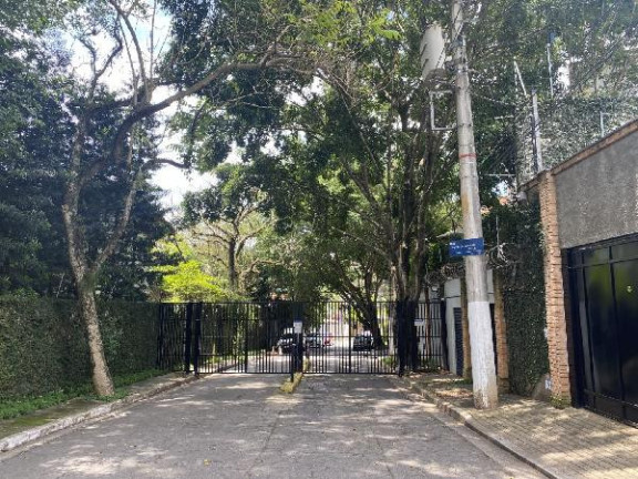 Casa com 1 Quarto à Venda, 1.438 m² em Morumbi - Sao Paulo