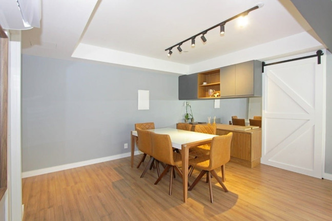 Imagem Apartamento com 3 Quartos à Venda, 101 m² em Menino Deus - Porto Alegre