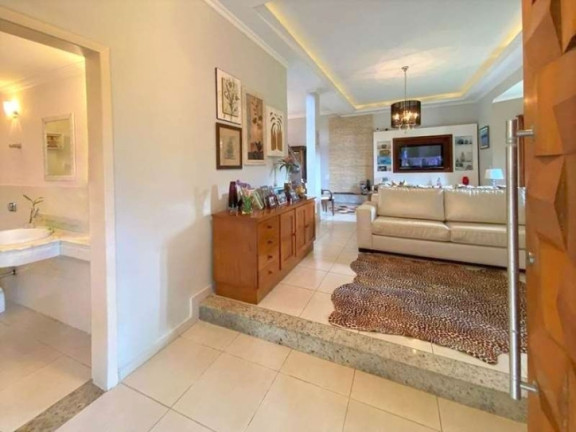 Imagem Casa com 4 Quartos à Venda, 362 m² em Chácara Vale Do Rio Cotia - Carapicuíba Imagem Casa com 4 Quartos à Venda, 362 m² em Chácara Vale Do Rio Cotia - Carapicuíba