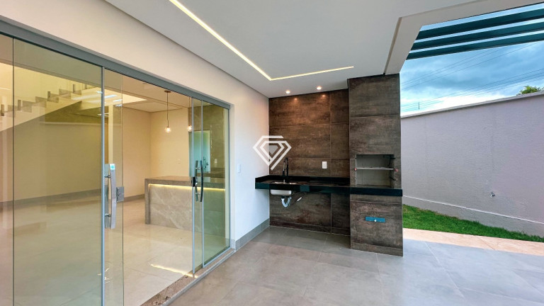 Imagem Casa com 3 Quartos à Venda, 153 m² em Plano Diretor Sul - Palmas Imagem Casa com 3 Quartos à Venda, 153 m² em Plano Diretor Sul - Palmas