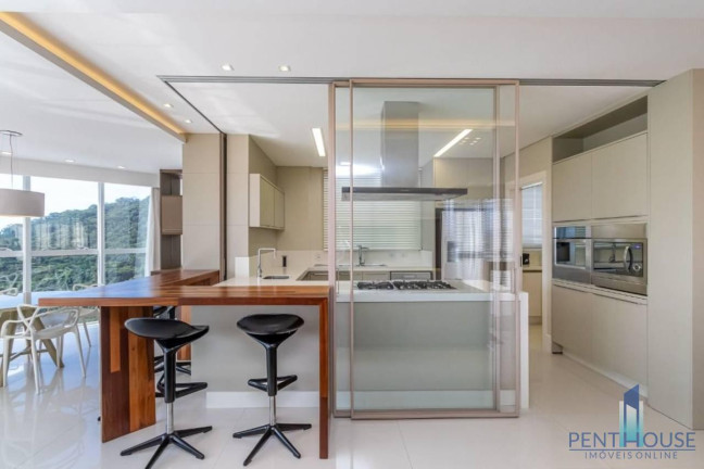 Imagem Apartamento com 4 Quartos à Venda, 237 m² em Centro - Balneário Camboriú Imagem Apartamento com 4 Quartos à Venda, 237 m² em Centro - Balneário Camboriú