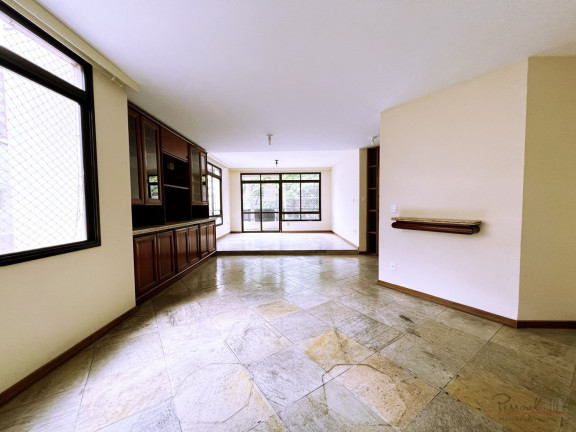 Imagem Apartamento com 4 Quartos à Venda, 240 m² em Centro - Florianópolis Imagem Apartamento com 4 Quartos à Venda, 240 m² em Centro - Florianópolis