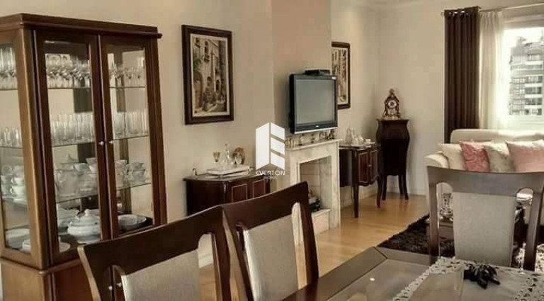 Apartamento com 3 Quartos à Venda, 119 m² em Centro - Santa Maria