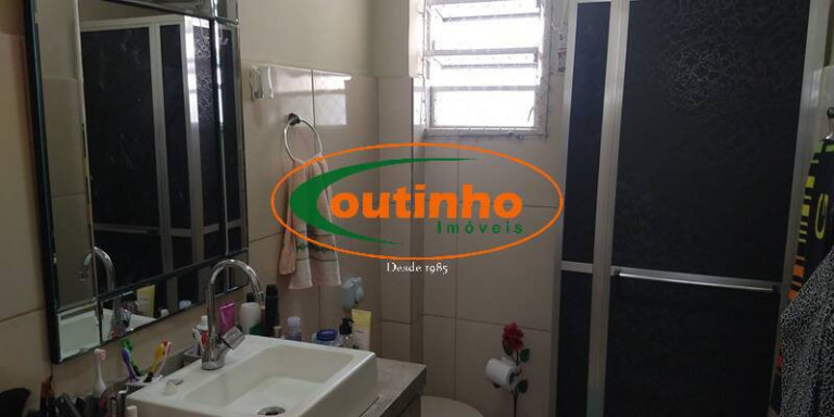 Imagem Apartamento com 2 Quartos à Venda, 80 m² em Tijuca - Rio De Janeiro Imagem Apartamento com 2 Quartos à Venda, 80 m² em Tijuca - Rio De Janeiro