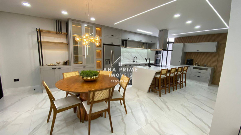 Imagem Casa com 3 Quartos à Venda, 210 m² em Jardim Oriente - São José Dos Campos