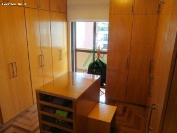 Imagem Casa com 5 Quartos à Venda, 275 m² em Campo Belo - São Paulo