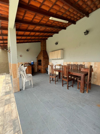 Imagem Casa com 3 Quartos à Venda, 264 m² em Aleixo - Manaus Imagem Casa com 3 Quartos à Venda, 264 m² em Aleixo - Manaus