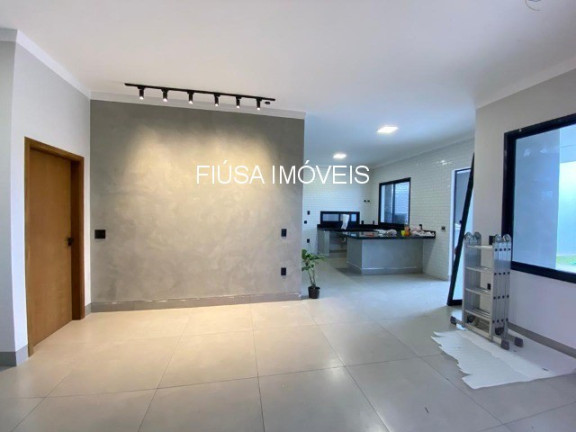 Imagem Casa com 3 Quartos à Venda,  em Aeroporto - Batatais