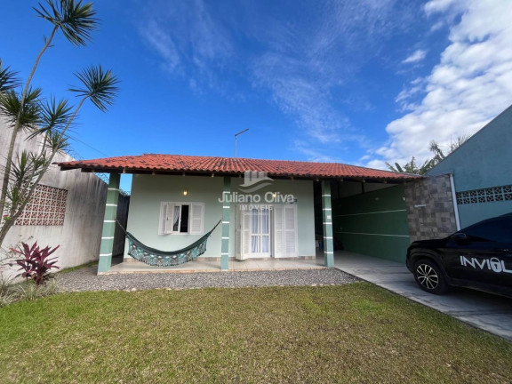 Casa com 2 Quartos à Venda, 107 m² em Barra Do Sai - Itapoá