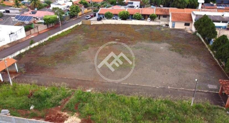 Imagem Terreno à Venda, 322 m² em Centro - Sertanópolis Imagem Terreno à Venda, 322 m² em Centro - Sertanópolis