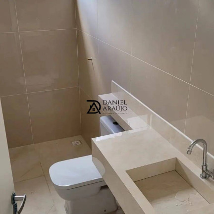 Imagem Casa com 4 Quartos à Venda, em Mossoró Imagem Casa com 4 Quartos à Venda, em Mossoró