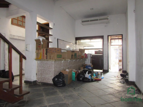 Imagem Casa com 4 Quartos à Venda, 300 m² em Menino Deus - Porto Alegre Imagem Casa com 4 Quartos à Venda, 300 m² em Menino Deus - Porto Alegre